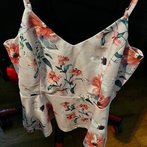 Beautiful Pink Flower Camisole Lined top size Medium